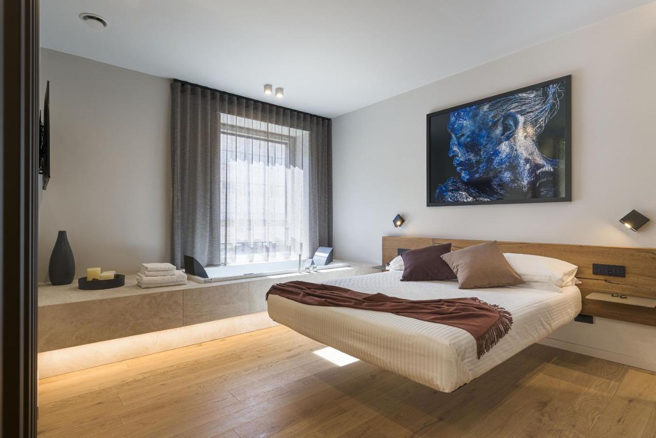 Aera Luxury Suites By Wonderful Italy Катанія Екстер'єр фото