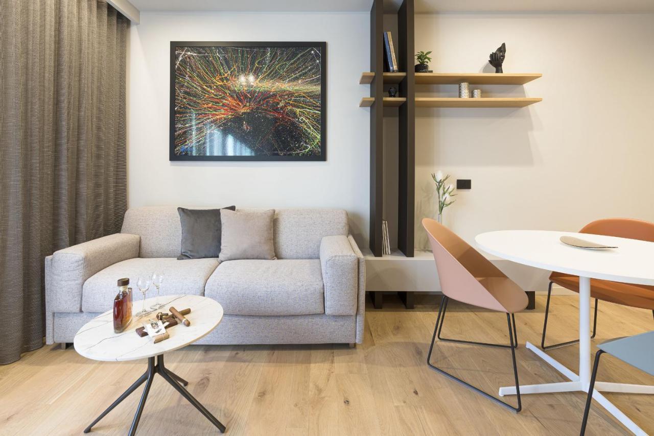 Aera Luxury Suites By Wonderful Italy Катанія Екстер'єр фото